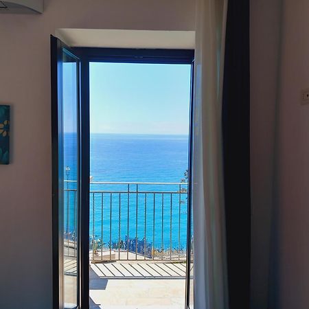 Casa Vacanze E B&B Oltremare Marina di Camerota Exterior photo