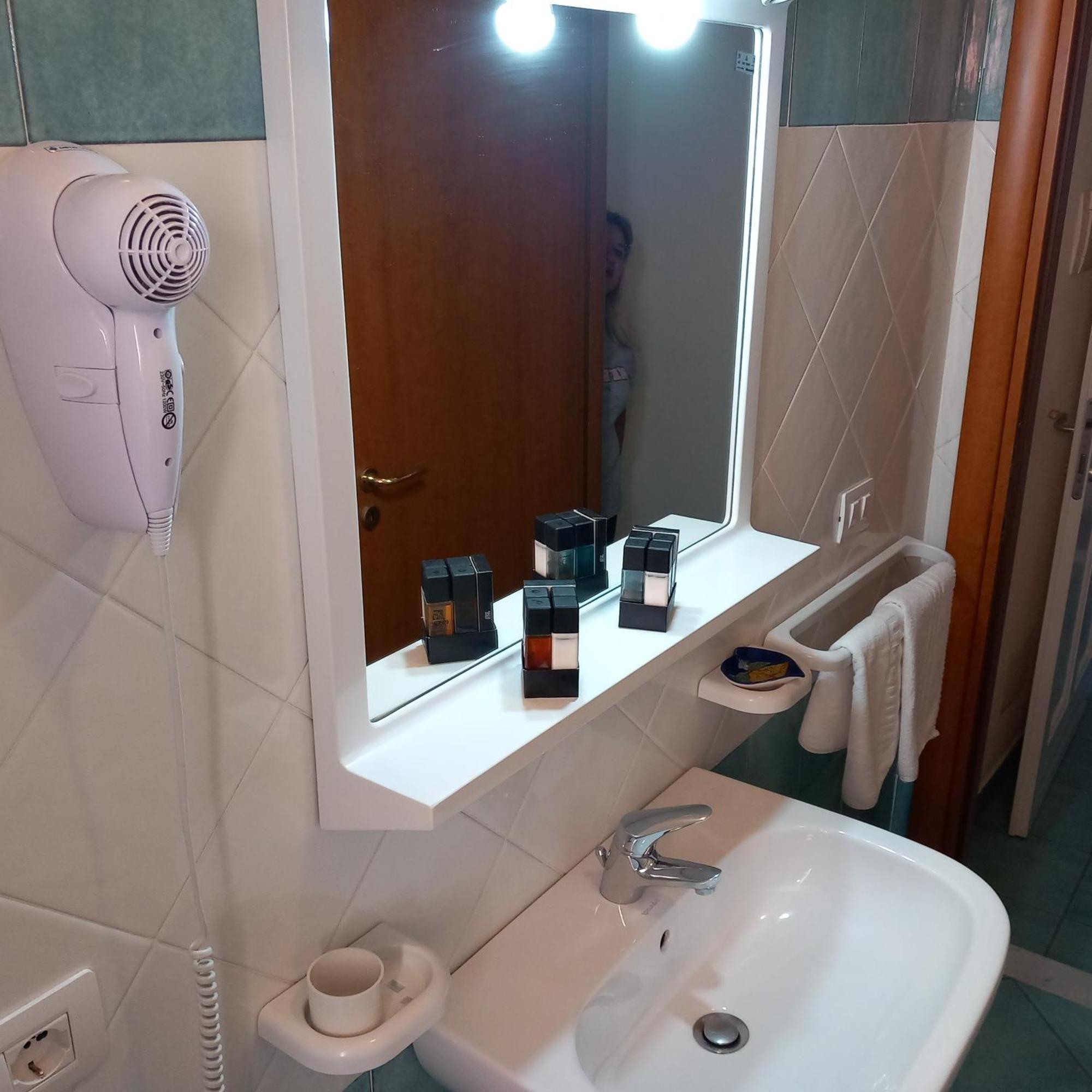 Casa Vacanze E B&B Oltremare Marina di Camerota Exterior photo