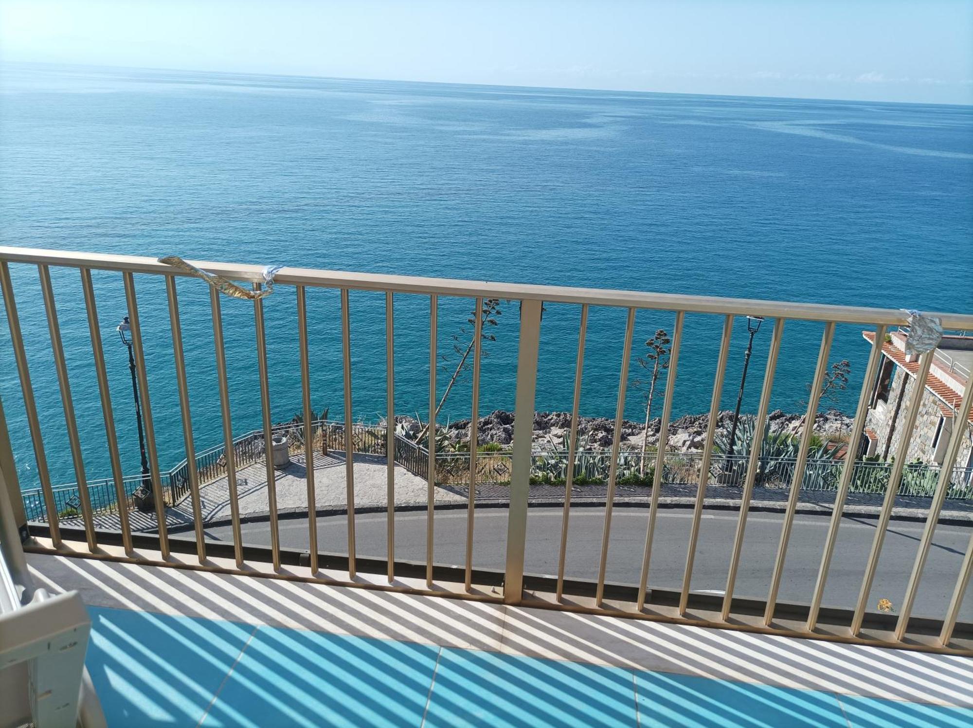 Casa Vacanze E B&B Oltremare Marina di Camerota Exterior photo